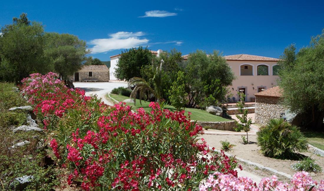 Hotel Valkarana Country Relais (Adults Only) Sant'Antonio di Gallura Εξωτερικό φωτογραφία